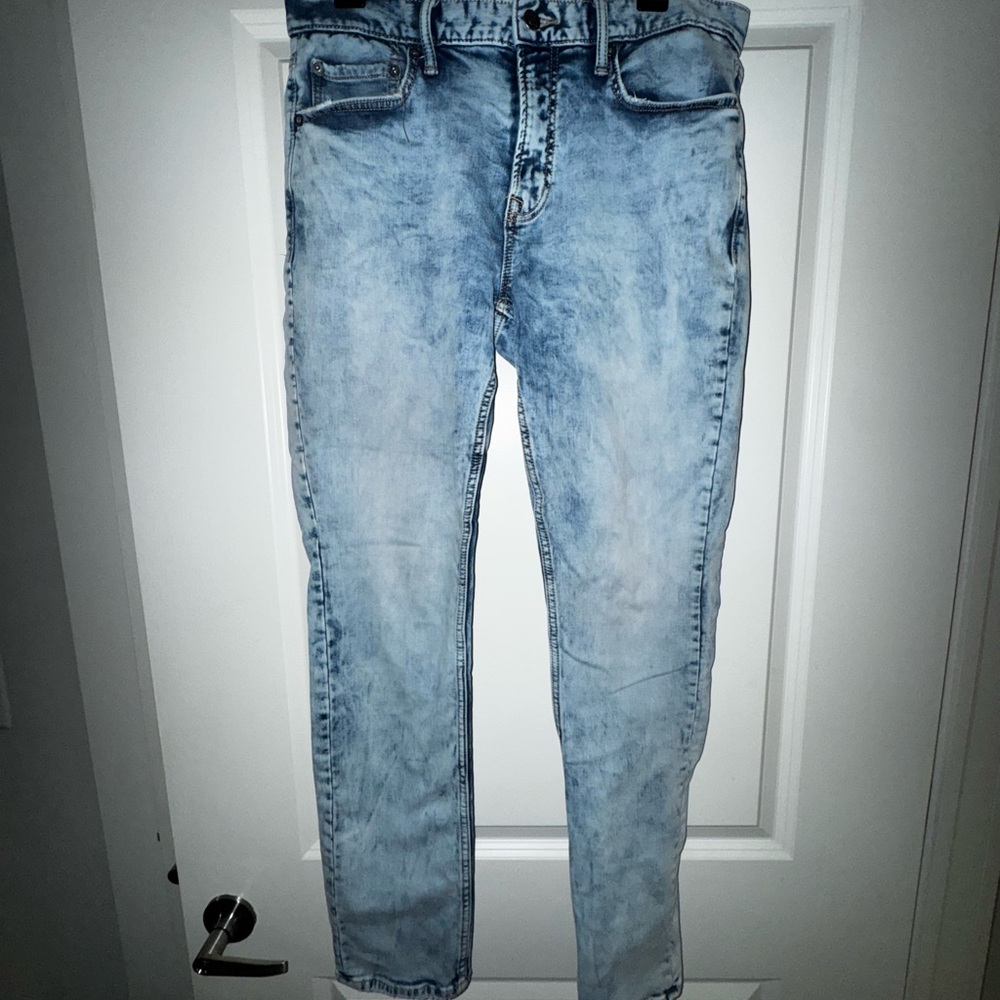 Old Navy Men's Light Wash Slim Jeans